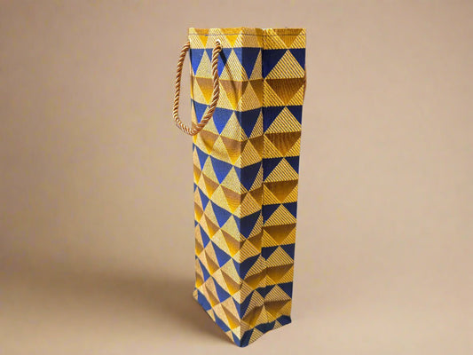 🎁 African Wax Print Wine Gift Bag – Reusable & Eco - Friendly | Ethnic Fabric Bottle Bag | Handmade Wine Bag for Weddings, Birthdays & Holidays 🍷🌍 - Gezia Accents