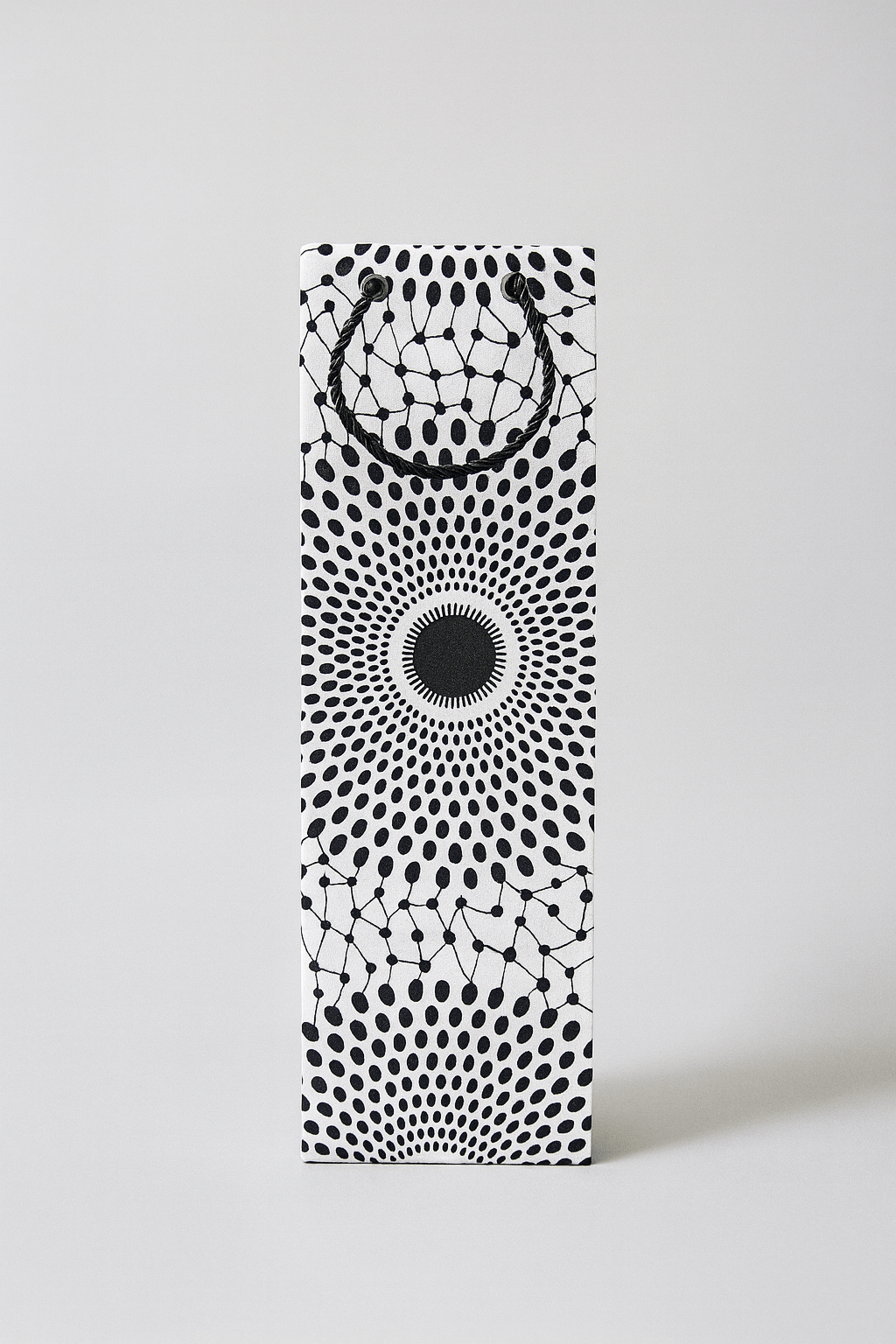 🎁 African Wax Print Wine Gift Bag – Reusable & Eco - Friendly | Ethnic Fabric Bottle Bag | Handmade Wine Bag for Weddings, Birthdays & Holidays 🍷🌍 - Gezia Accents