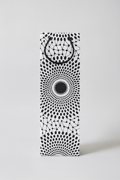 🎁 African Wax Print Wine Gift Bag – Reusable & Eco - Friendly | Ethnic Fabric Bottle Bag | Handmade Wine Bag for Weddings, Birthdays & Holidays 🍷🌍 - Gezia Accents