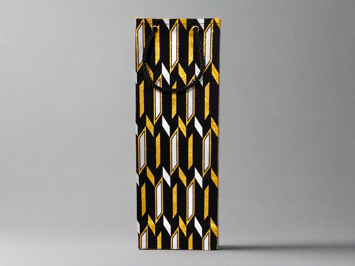 🎁 African Wax Print Wine Gift Bag – Reusable & Eco - Friendly | Ethnic Fabric Bottle Bag | Handmade Wine Bag for Weddings, Birthdays & Holidays 🍷🌍 - Gezia Accents