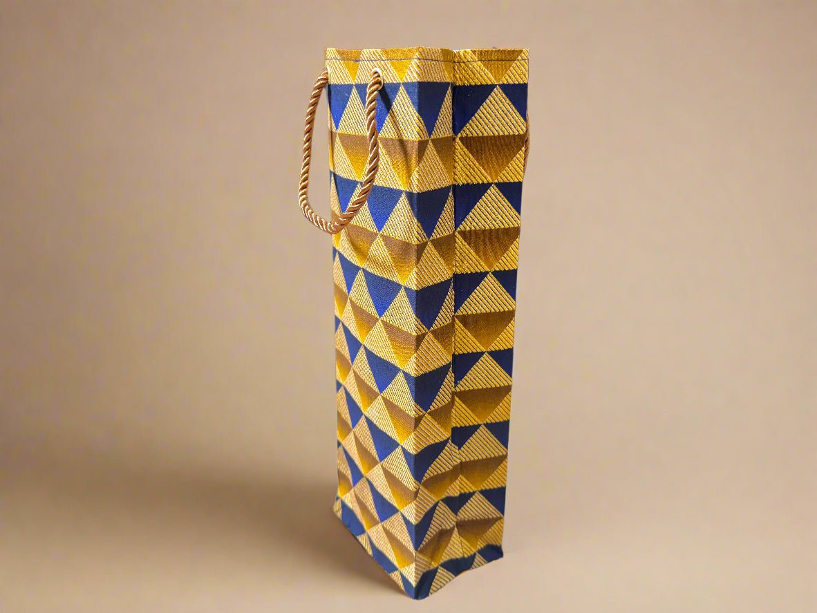 🎁 African Wax Print Wine Gift Bag – Reusable & Eco - Friendly | Ethnic Fabric Bottle Bag | Handmade Wine Bag for Weddings, Birthdays & Holidays 🍷🌍 - Gezia Accents