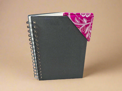 🌍 Handmade African Fabric Corner Bookmark | Authentic African Textiles | Unique Gift for Book Lovers 📚🎁 - Gezia Accents