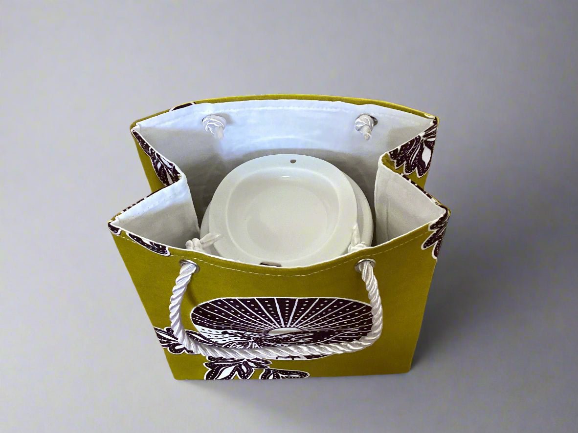 🌿 Handmade African Wax Print Extra Small Bag | Extra Small Pouch | Ethnic Fabric Gift Bag | Eco - Friendly Cultural Gift 🎁🌍 - Gezia Accents