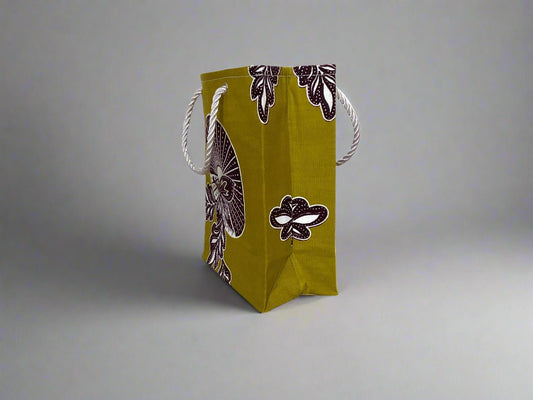 🌿 Handmade African Wax Print Extra Small Bag | Extra Small Pouch | Ethnic Fabric Gift Bag | Eco - Friendly Cultural Gift 🎁🌍 - Gezia Accents